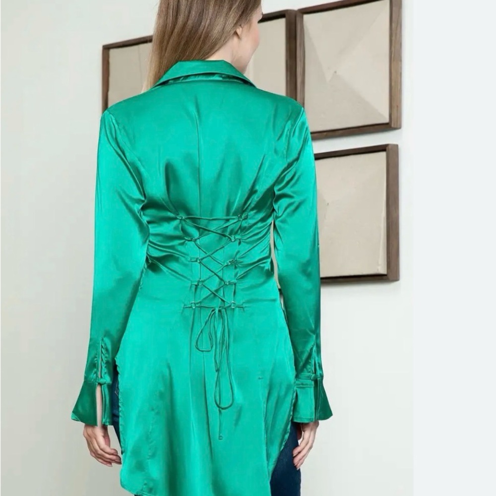 ❤️#40 Elegant Green Satin Lace-Up Blouse